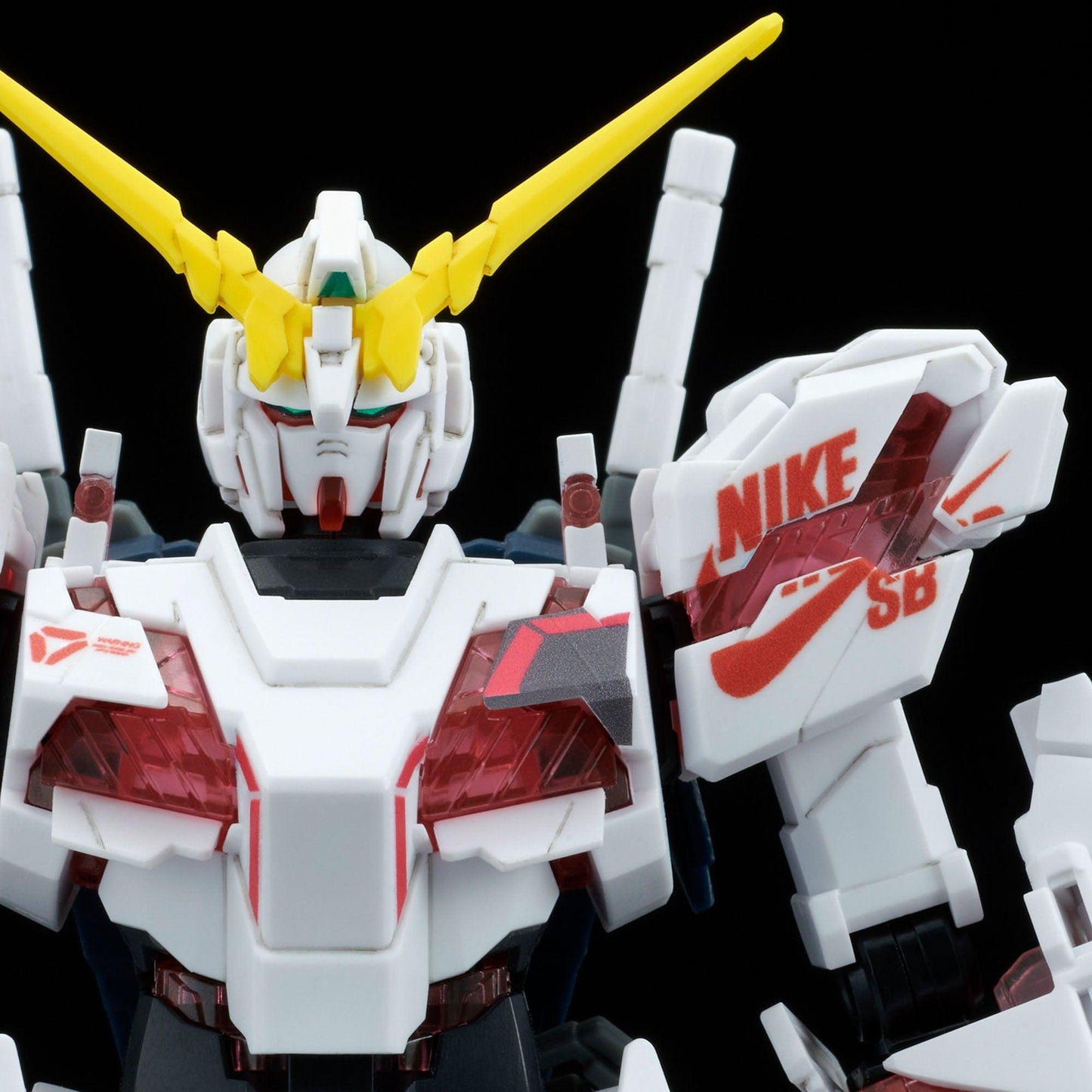 HG 1/144 Gundam Unicorn 01 x Nike SB | [2021] | PREMIUM BANDAI - Show Me What You Bot