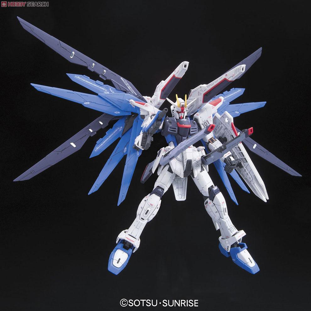 RG 1/144 ZGMF-X10A Freedom Gundam - Show Me What You Bot