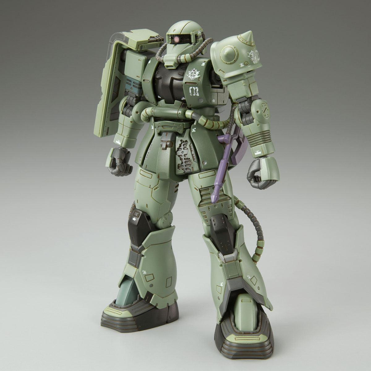 HG 1/144 MS-06F Zaku II Cucuruz Doan [PREMIUM BANDAI] - Show Me What You Bot