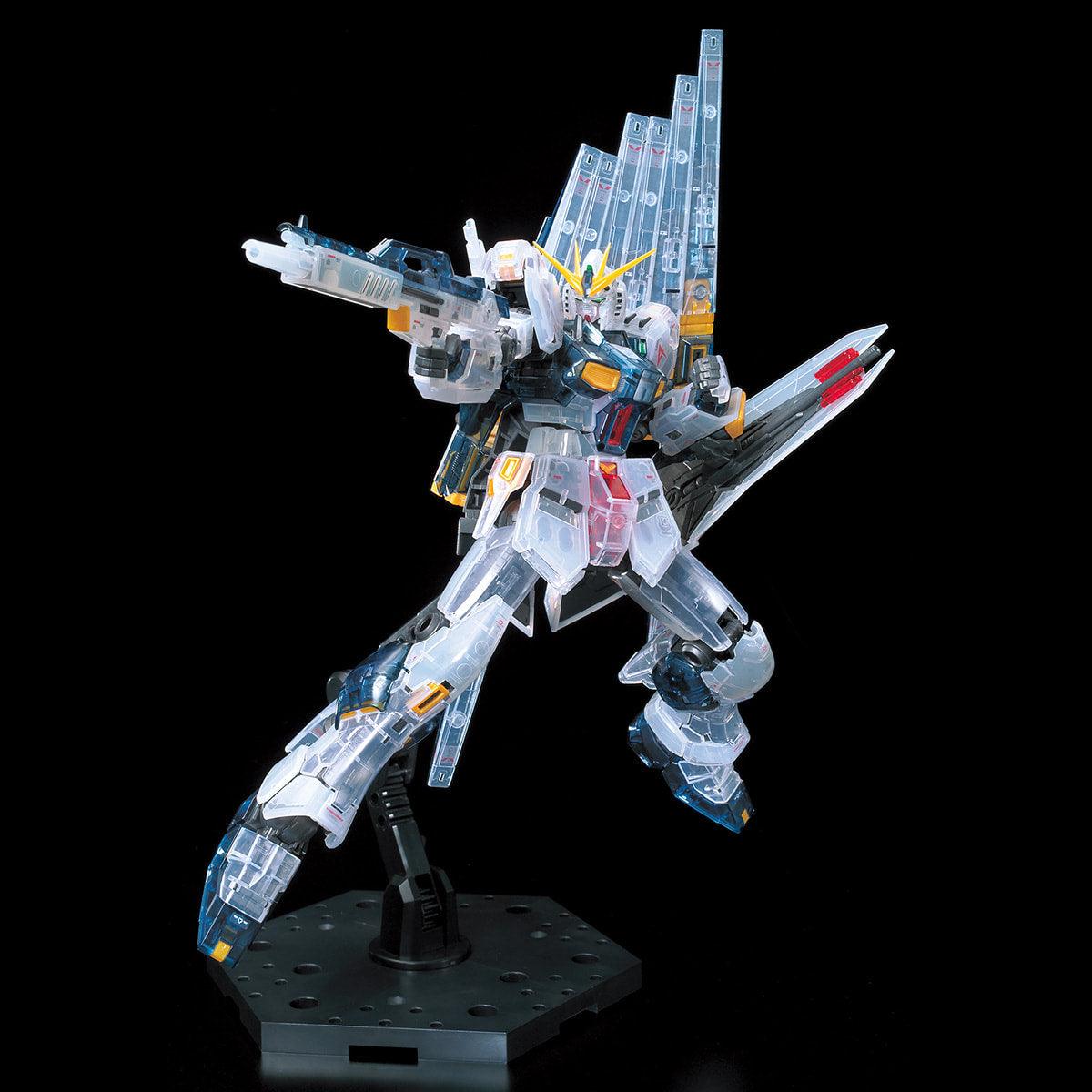 RG 1/144 RX-93 Nu Gundam Gundam Base Limited Clear [2021] | PREMIUM BANDAI - Show Me What You Bot